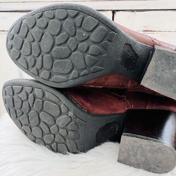 Boc Born Concept Brown Worn Distressed Leather Heeled Boots Booties Size 8.5 - Picture 7 of 11